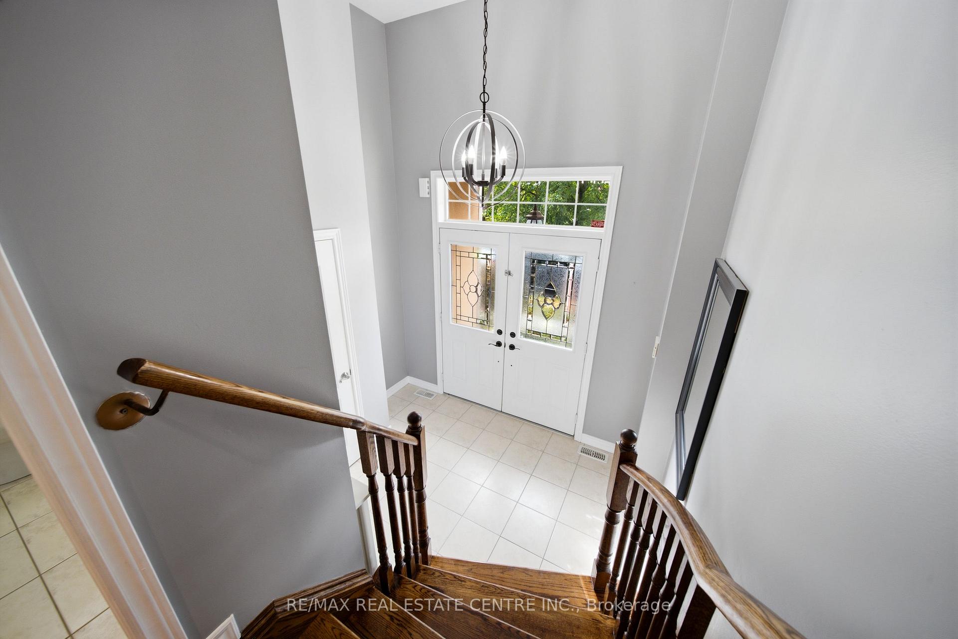 Photo 5 of 4640 Kearse Street, Burlington, Alton — HOMEH