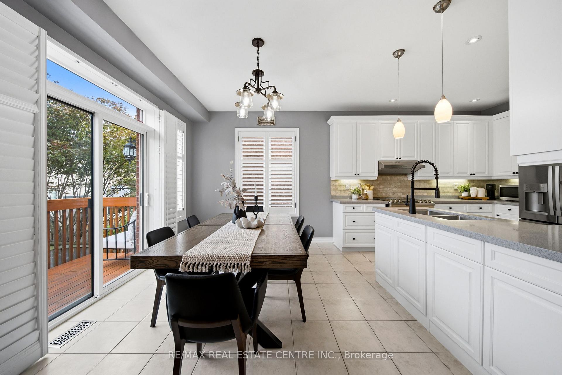 Photo 10 of 4640 Kearse Street, Burlington, Alton — HOMEH