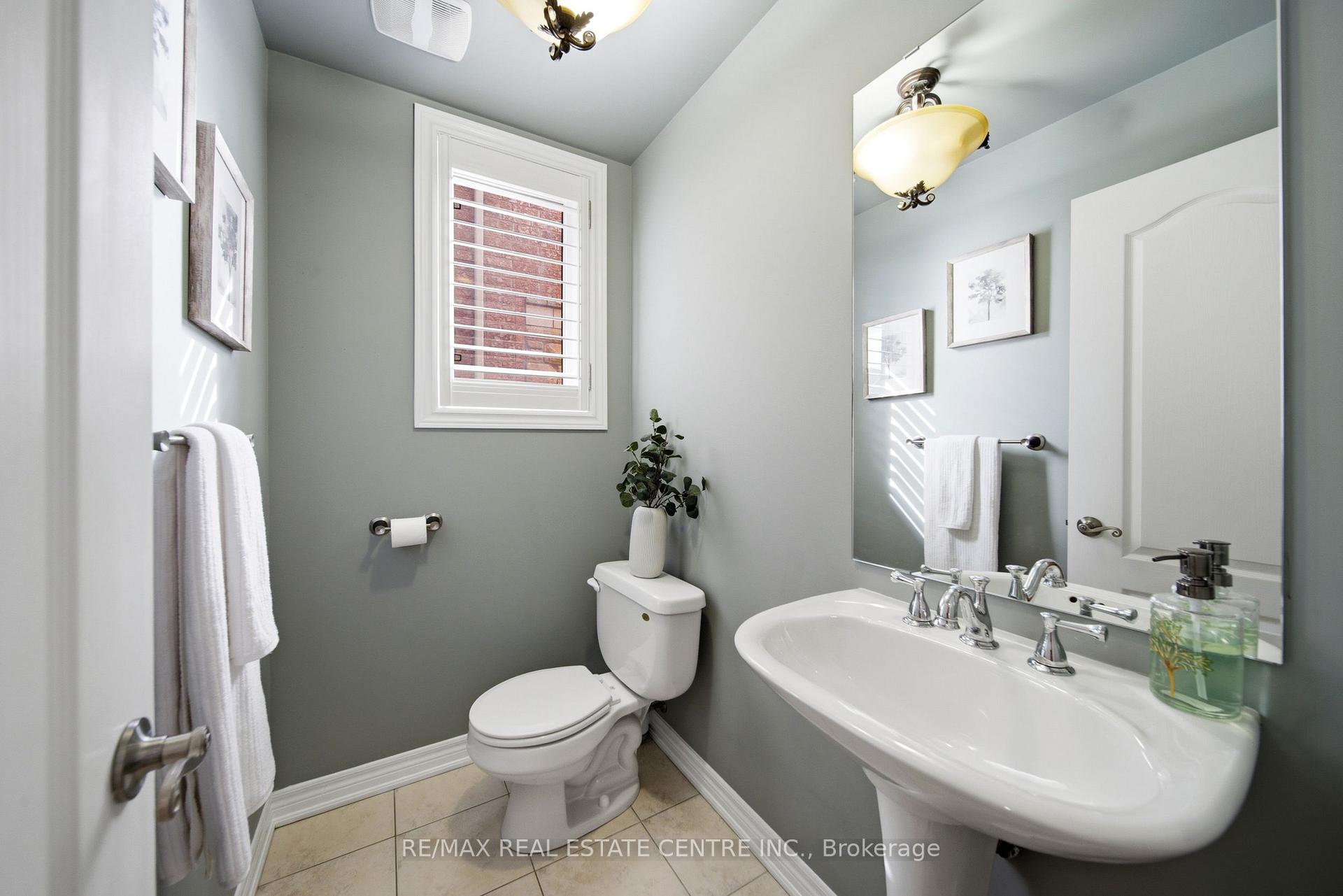 Photo 23 of 4640 Kearse Street, Burlington, Alton — HOMEH