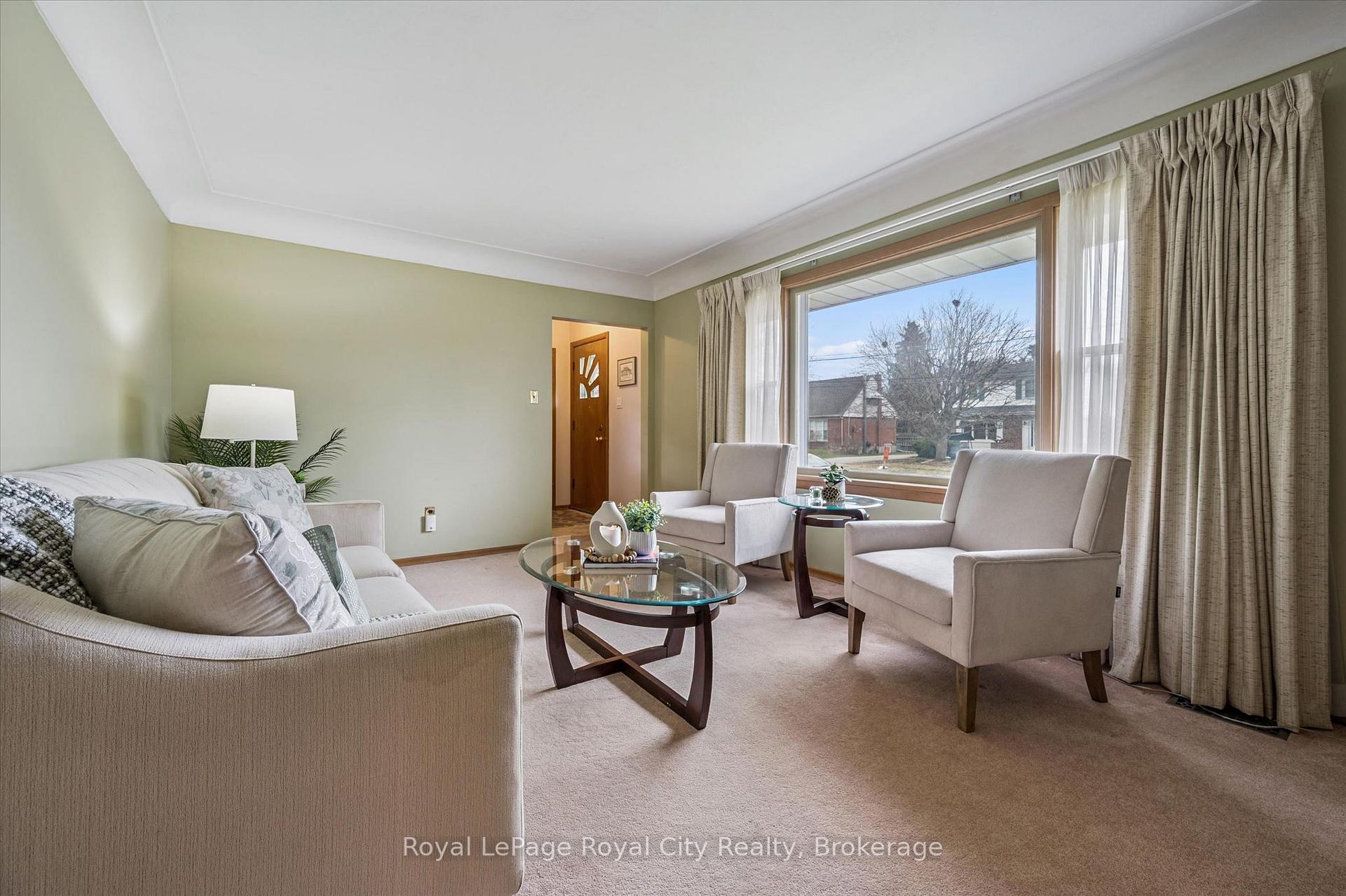 Photo 6 of 10 Paul Avenue, Guelph, General Hospital — HOMEH
