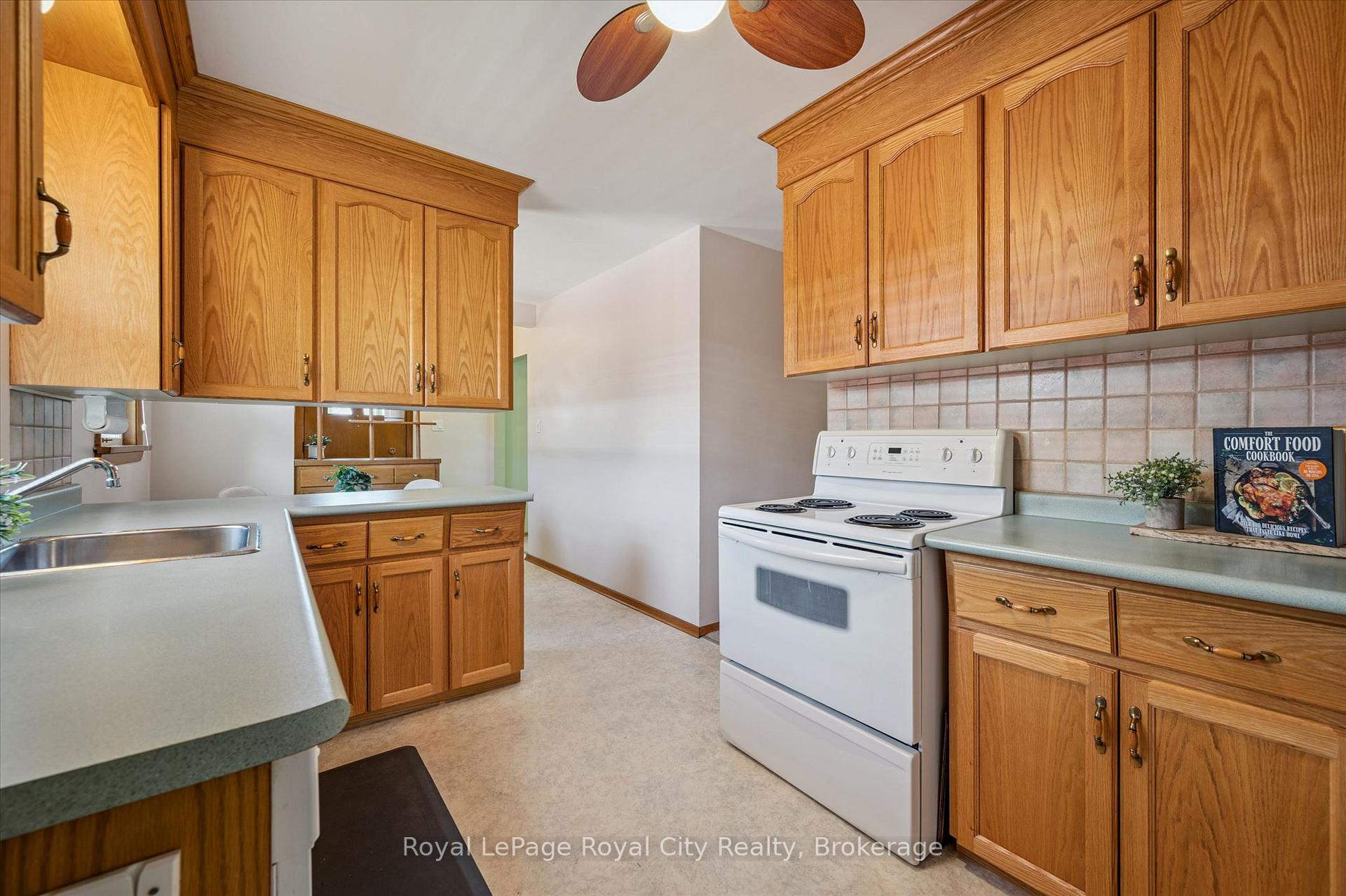 Photo 13 of 10 Paul Avenue, Guelph, General Hospital — HOMEH