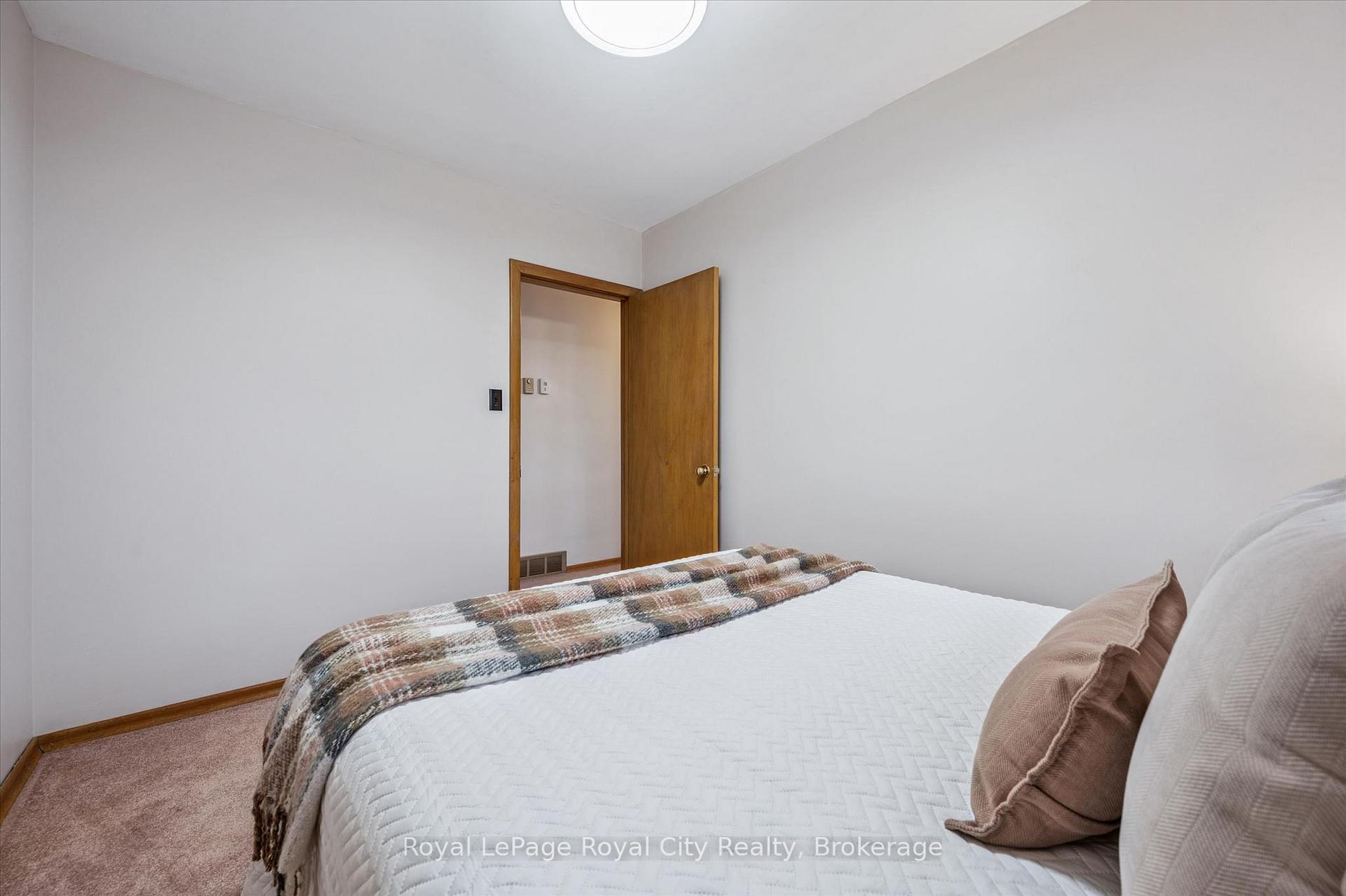 Photo 17 of 10 Paul Avenue, Guelph, General Hospital — HOMEH