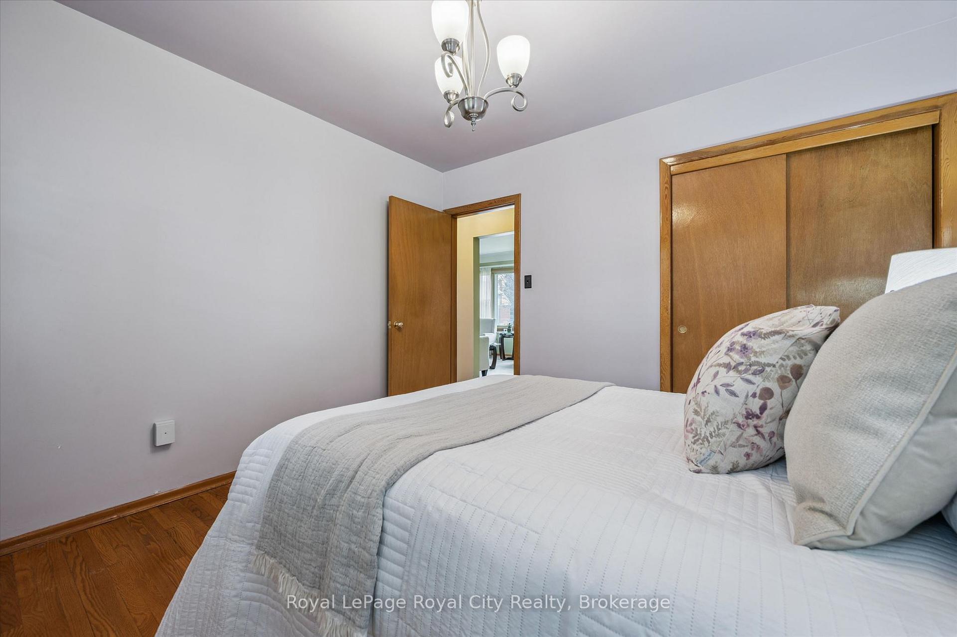 Photo 20 of 10 Paul Avenue, Guelph, General Hospital — HOMEH