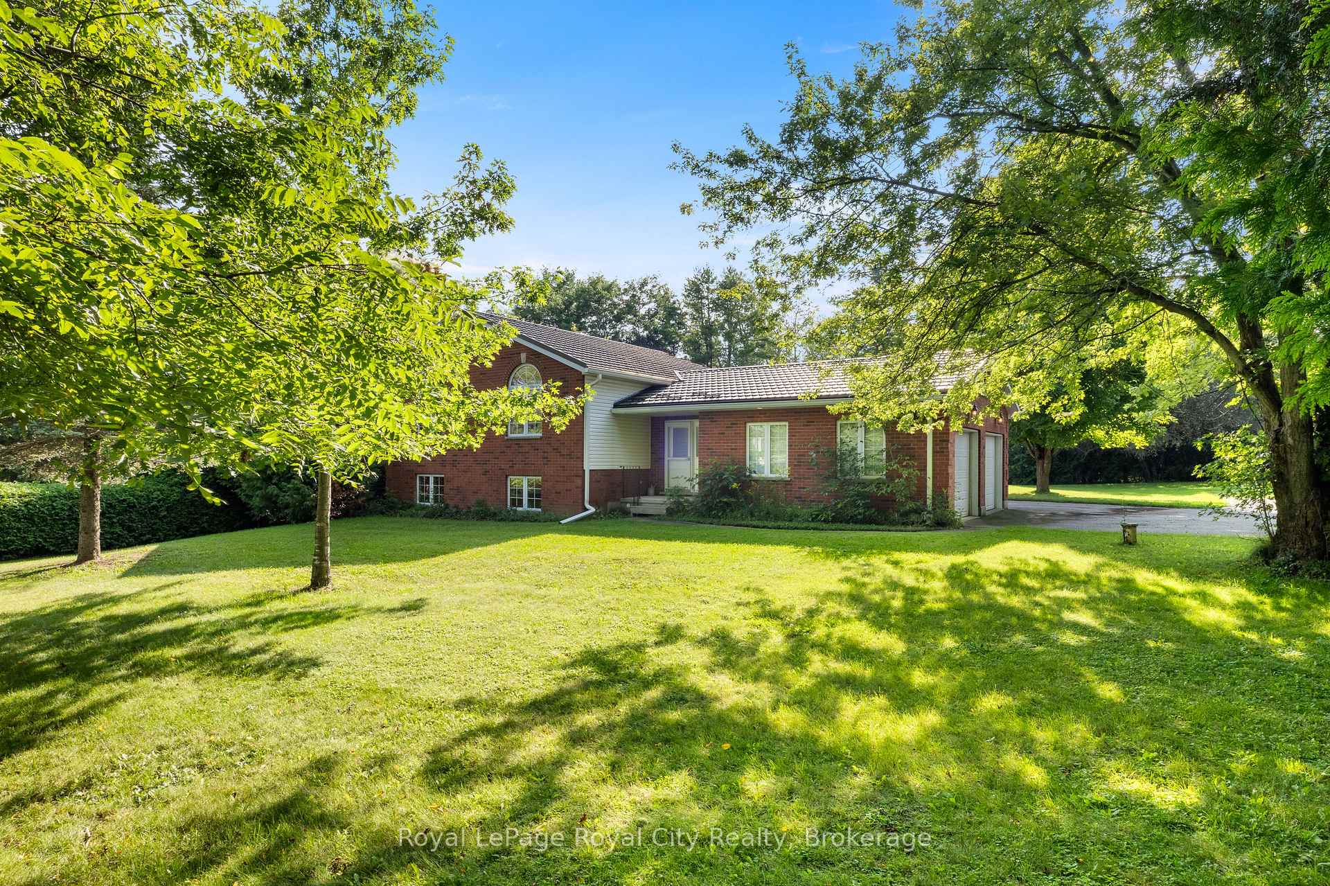 Photo 1 of 4452 Sideroad 20 N, Puslinch, Rural Puslinch West — HOMEH
