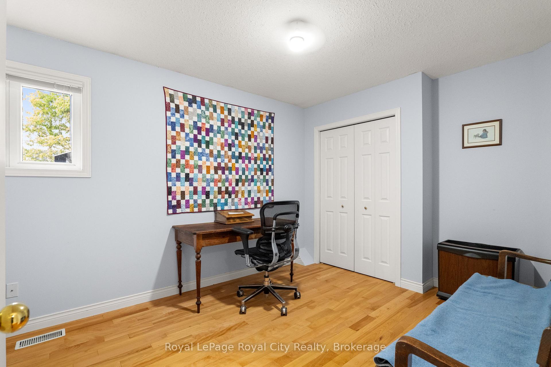 Photo 17 of 4452 Sideroad 20 N, Puslinch, Rural Puslinch West — HOMEH