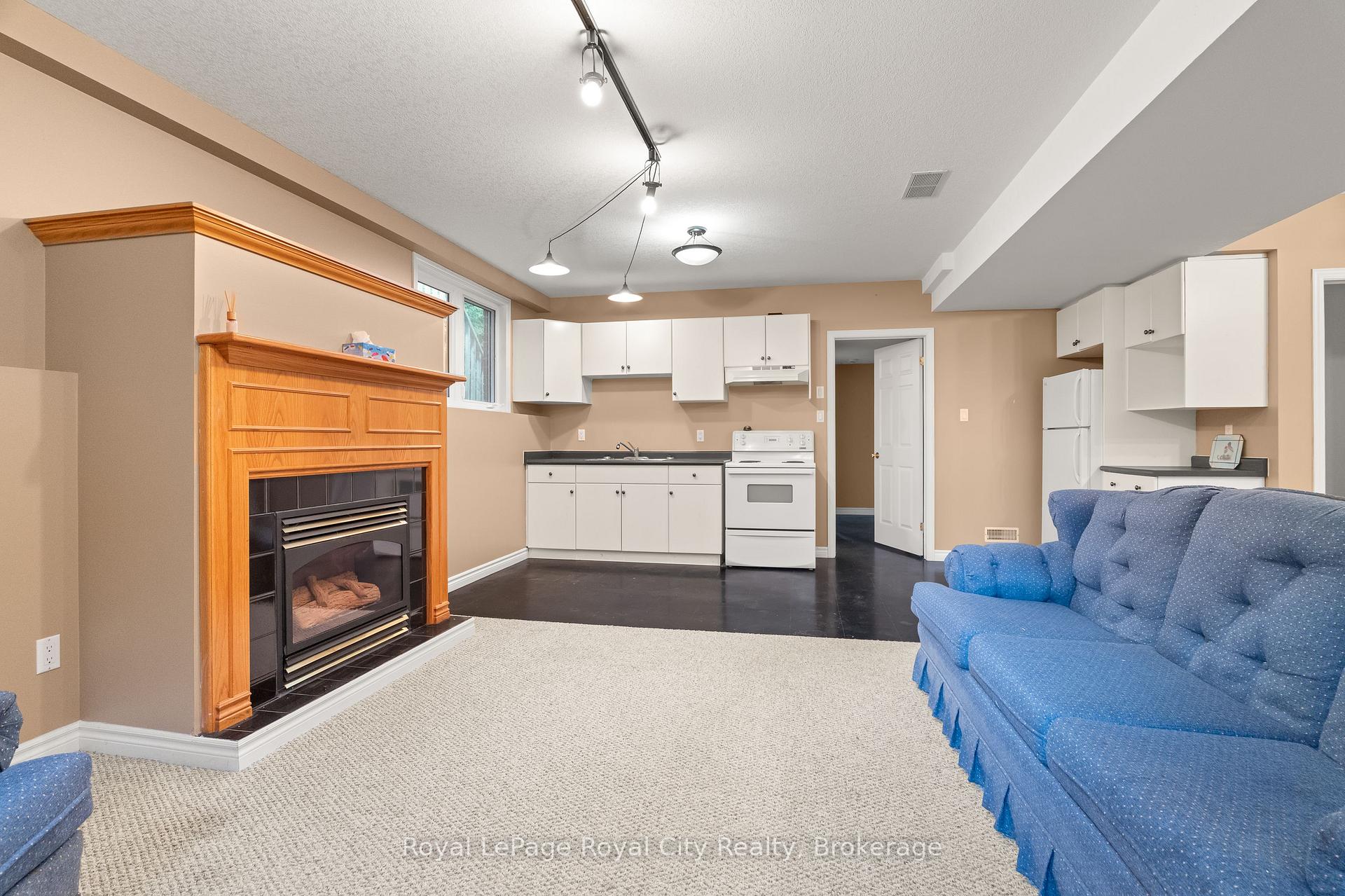 Photo 29 of 4452 Sideroad 20 N, Puslinch, Rural Puslinch West — HOMEH