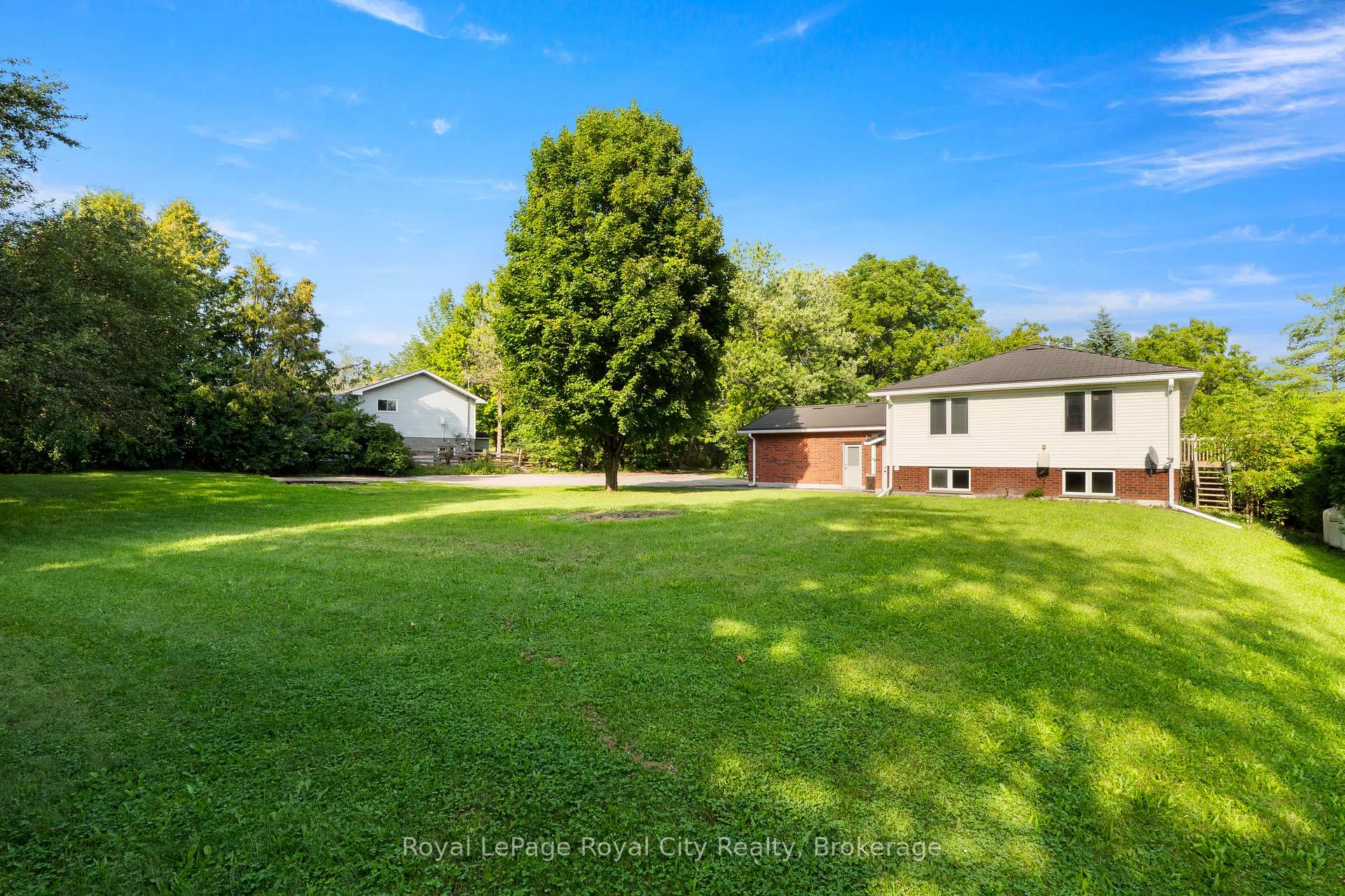 Photo 40 of 4452 Sideroad 20 N, Puslinch, Rural Puslinch West — HOMEH