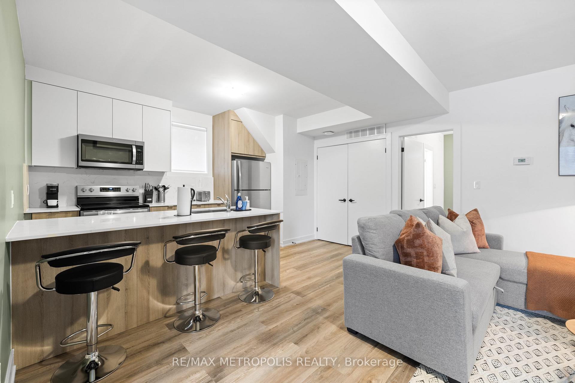 Photo 15 of 447 Lansdowne Avenue, Toronto, Dufferin Grove — HOMEH
