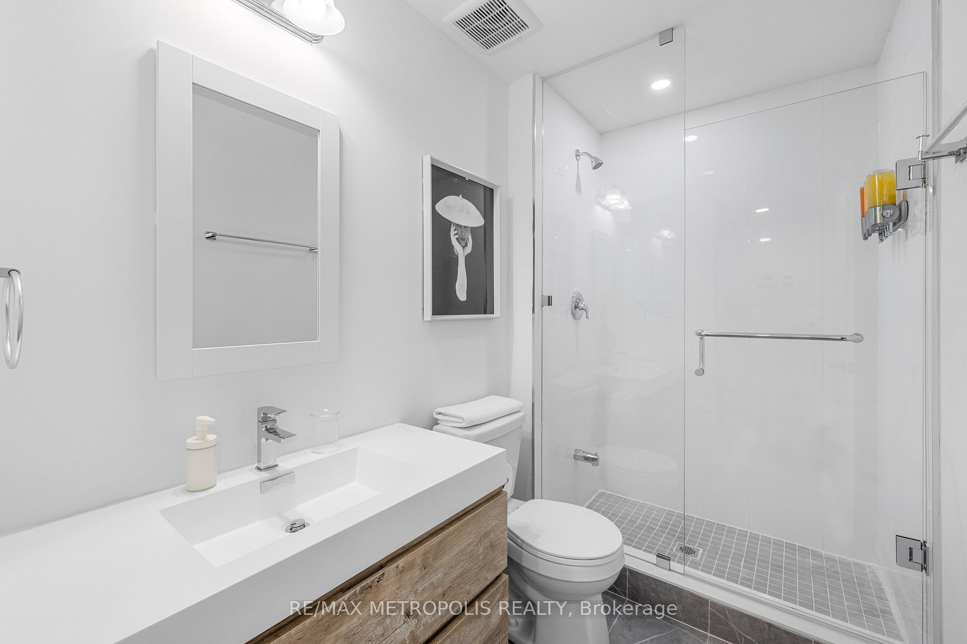 Photo 27 of 447 Lansdowne Avenue, Toronto, Dufferin Grove — HOMEH