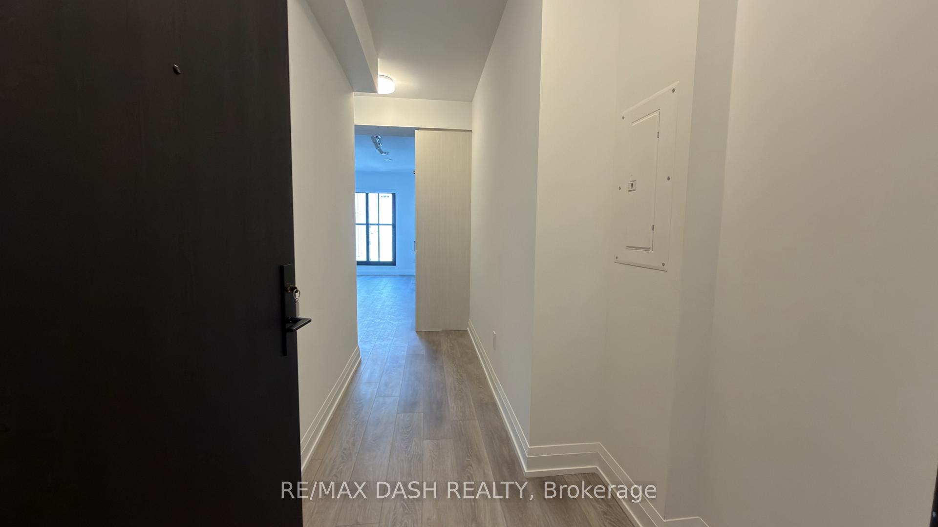 Photo 9 of Unit 3701, 20 Soudan Avenue, Toronto, Mount Pleasant West — HOMEH
