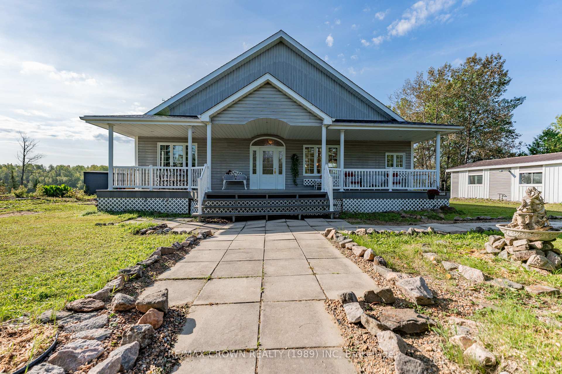Photo 6 of 120 B Mitchell Road, Kapuskasing — HOMEH