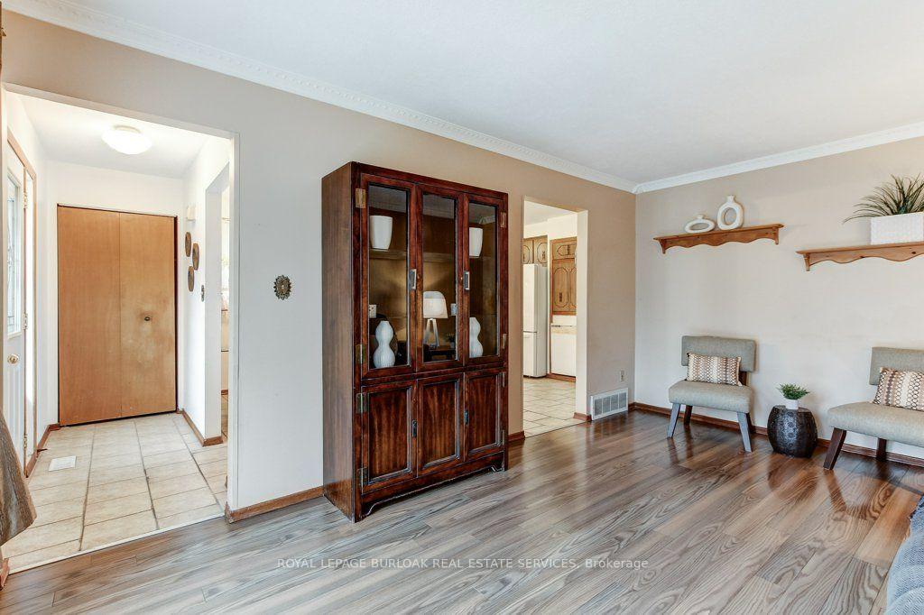 Photo 4 of 511 Rennie Street, Hamilton, Parkview — HOMEH