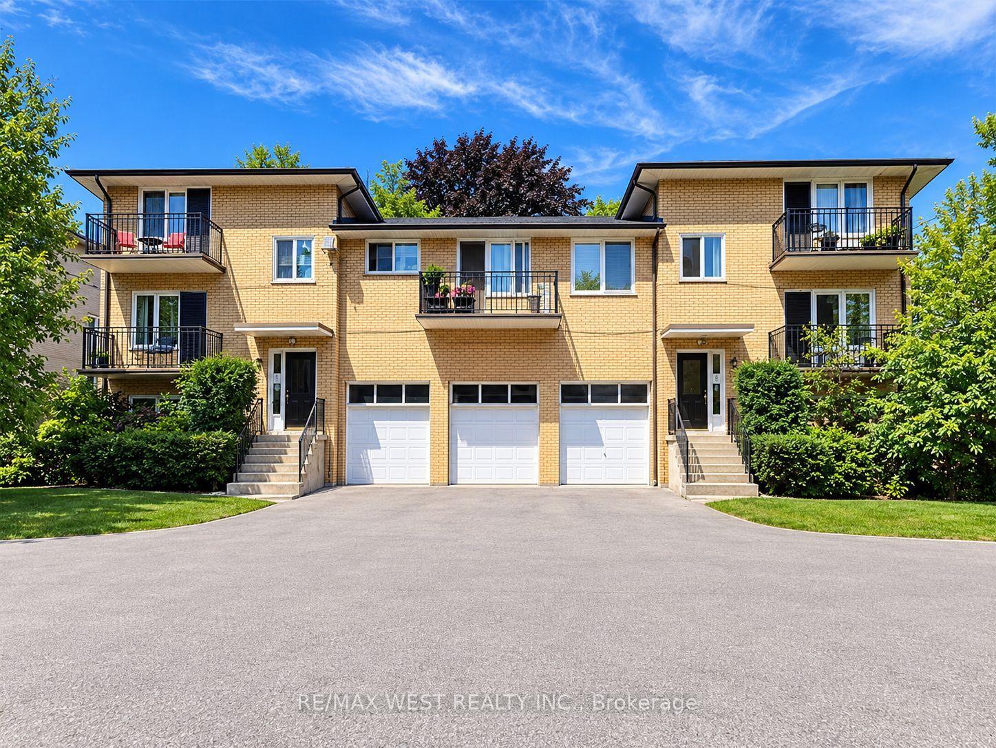 Photo 1 of Unit 15 C, 15 Cannon Road, Etobicoke, Stonegate-Queensway — HOMEH
