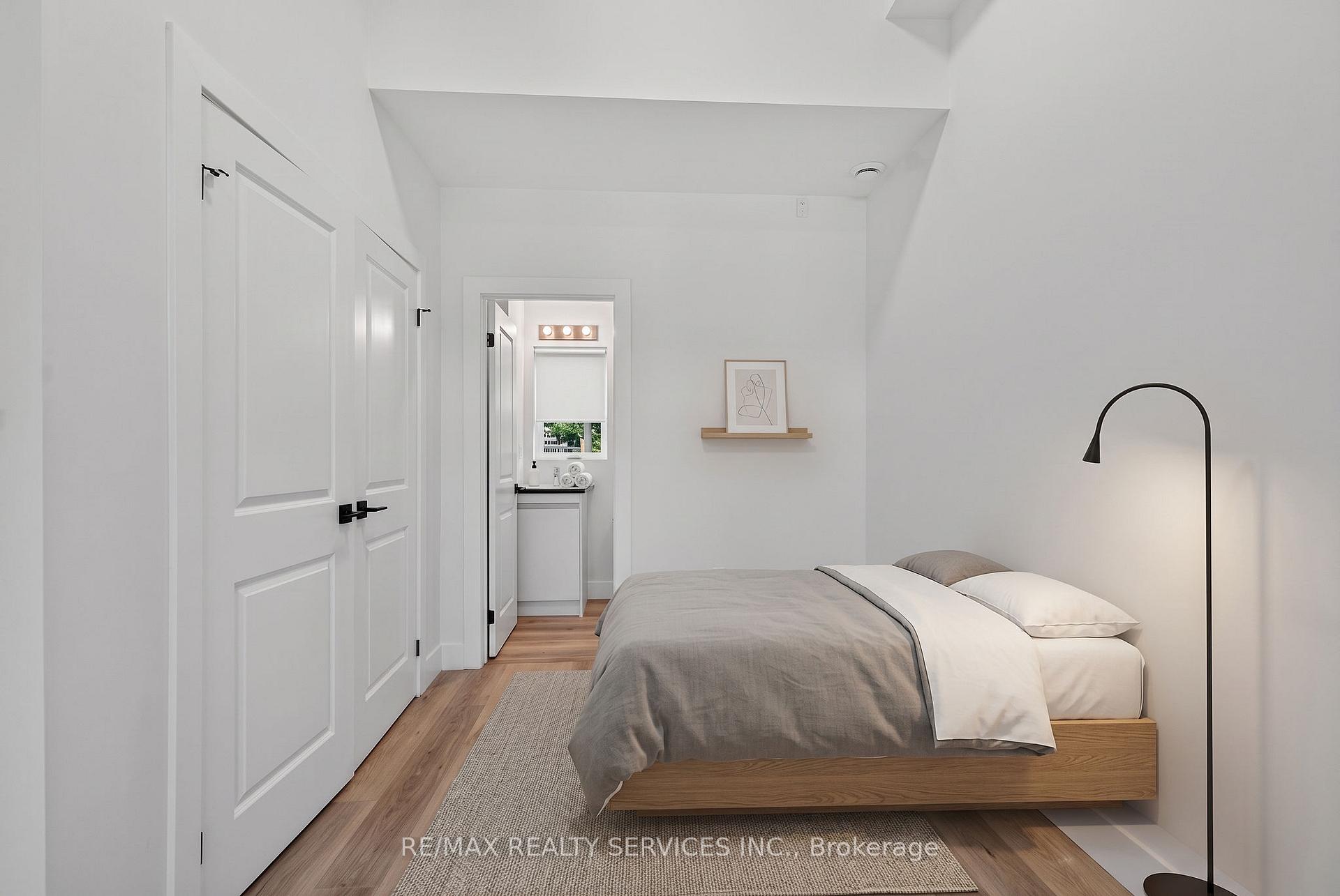Photo 20 of Unit 1, 260 King Street, Welland, Welland Downtown — HOMEH