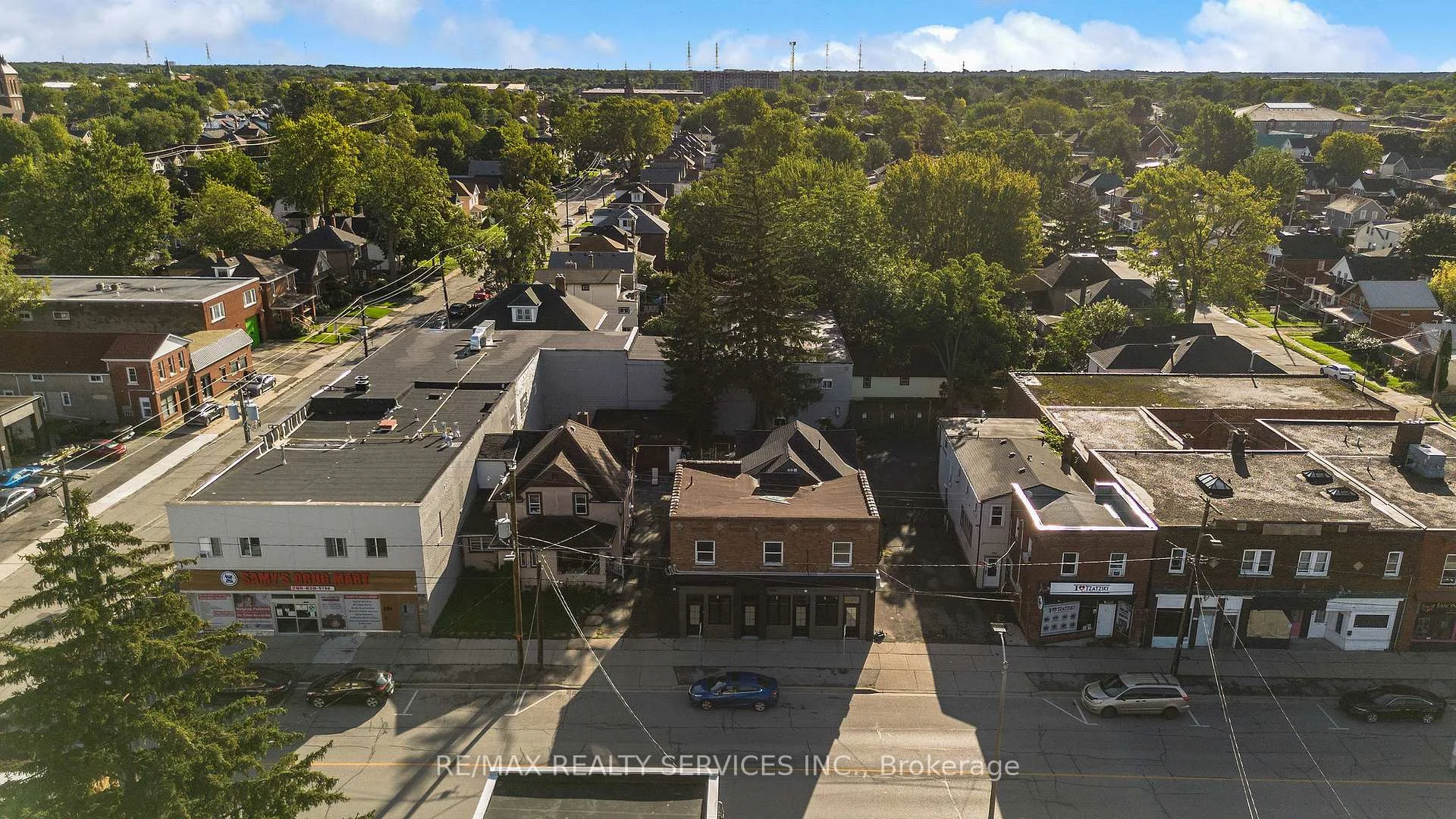 Photo 35 of Unit 1, 260 King Street, Welland, Welland Downtown — HOMEH