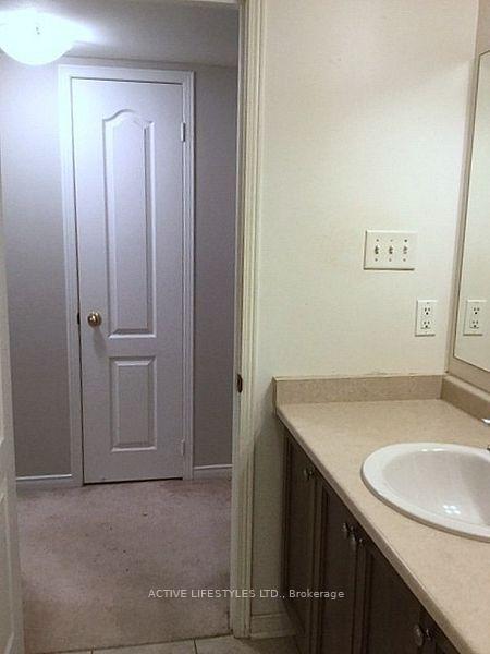 Photo 9 of Unit 15, 3355 Thomas Street, Mississauga, Churchill Meadows — HOMEH