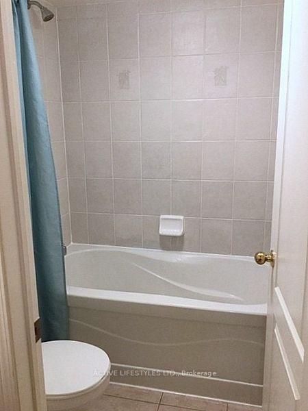 Photo 10 of Unit 15, 3355 Thomas Street, Mississauga, Churchill Meadows — HOMEH