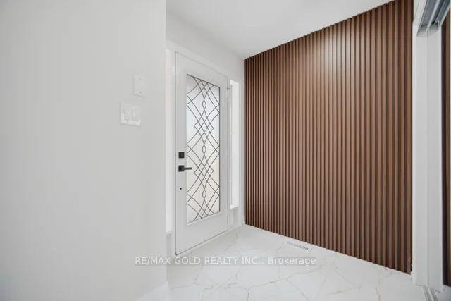 Photo 5 of 7334 Lowville Heights, Mississauga, Lisgar — HOMEH