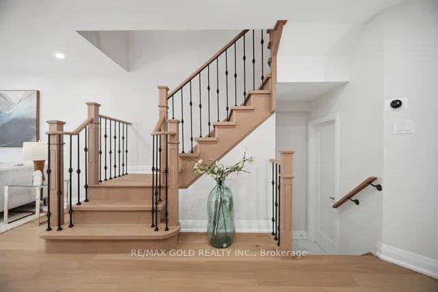 Photo 17 of 7334 Lowville Heights, Mississauga, Lisgar — HOMEH