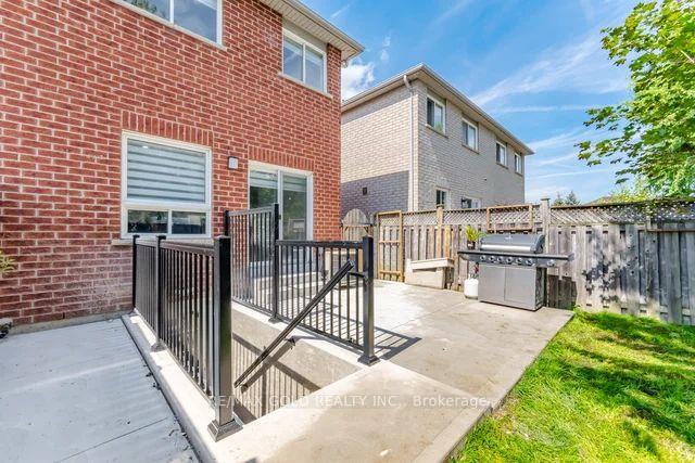 Photo 44 of 7334 Lowville Heights, Mississauga, Lisgar — HOMEH