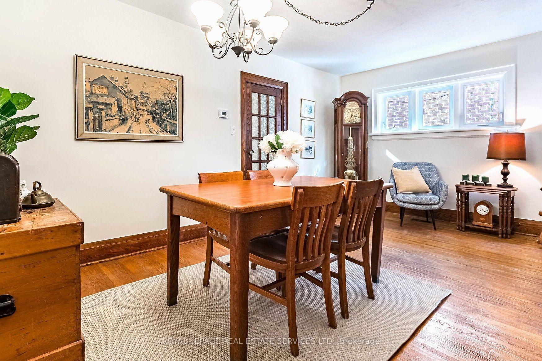 Photo 16 of 60 Sixth Street, Etobicoke, New Toronto — HOMEH