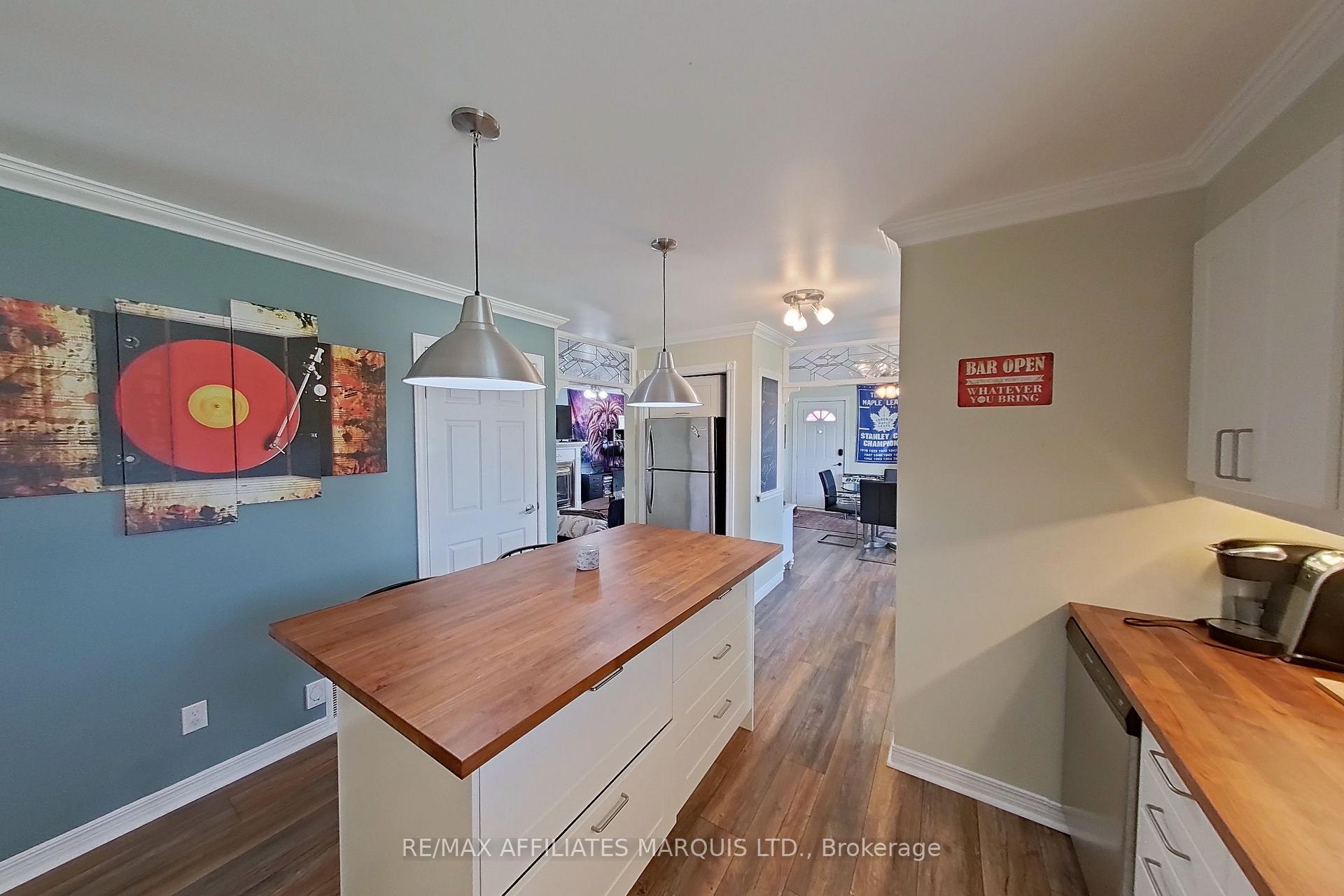 Photo 13 of 1101 Mcconnell Avenue, Cornwall, Cornwall — HOMEH