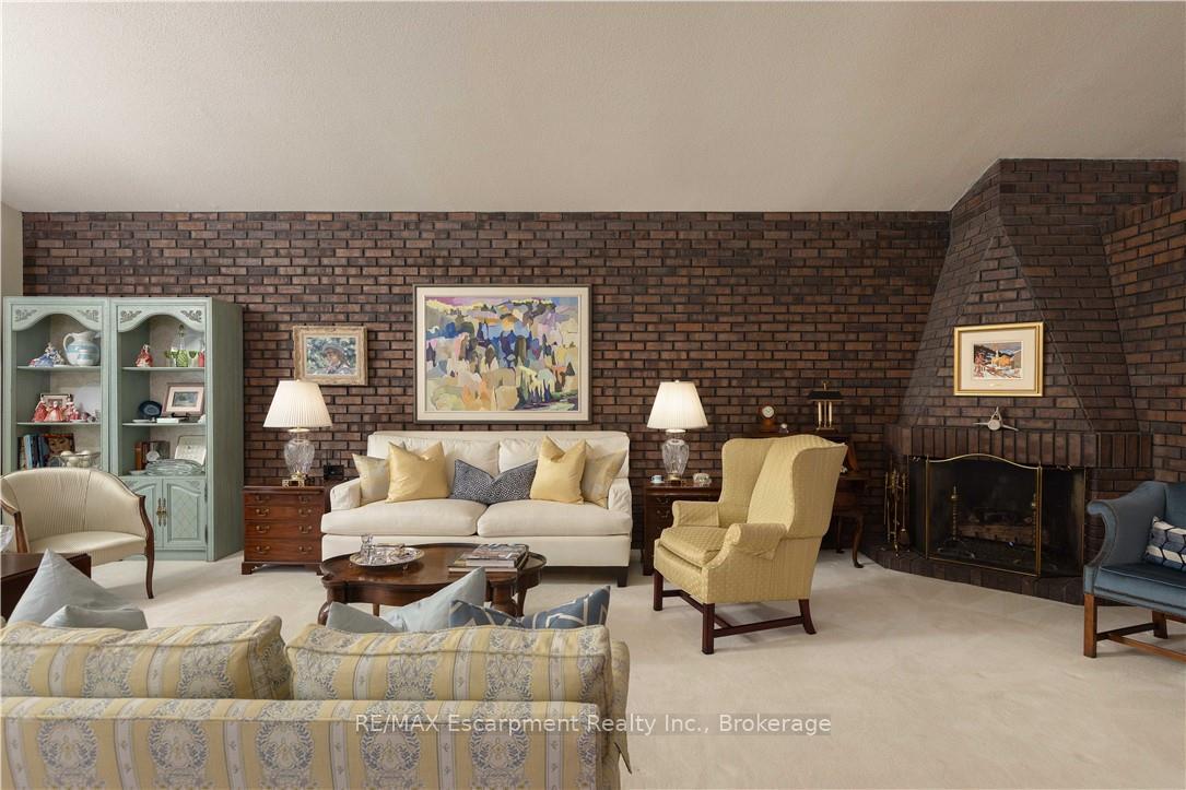 Photo 8 of 1168 Carey Road, Oakville, Morrison — HOMEH