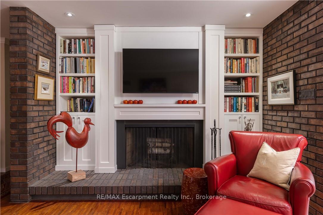 Photo 13 of 1168 Carey Road, Oakville, Morrison — HOMEH