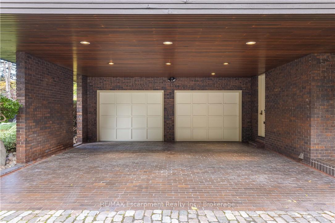 Photo 34 of 1168 Carey Road, Oakville, Morrison — HOMEH