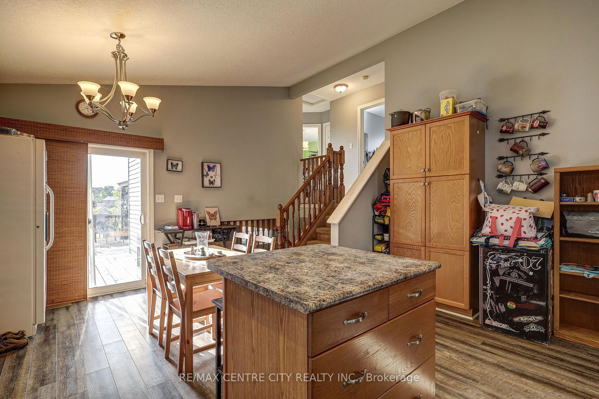 Photo 28 of 26 Glenview Court, St. Thomas — HOMEH