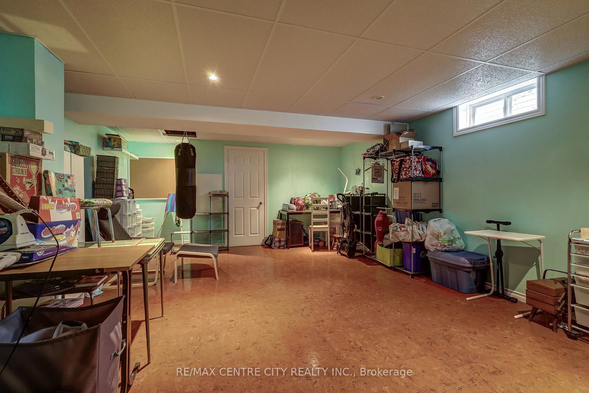 Photo 43 of 26 Glenview Court, St. Thomas — HOMEH