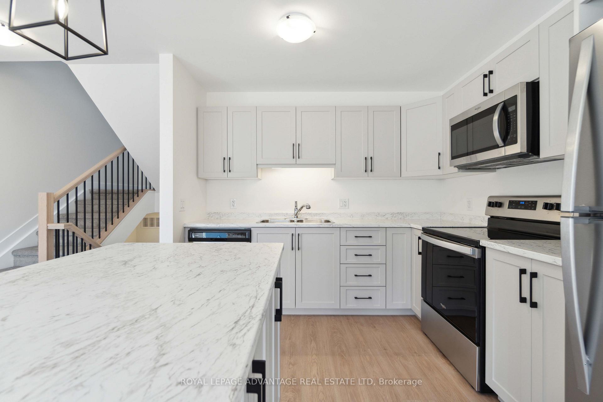 Photo 13 of 5 Whitcomb Crescent, Smiths Falls, Smiths Falls — HOMEH