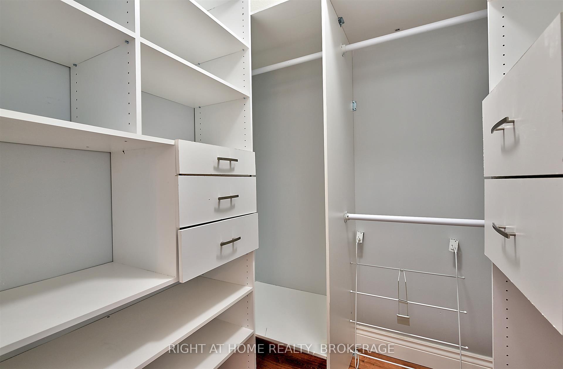 Photo 13 of Unit 206, 101 Subway Crescent, Etobicoke, Islington-City Centre West — HOMEH