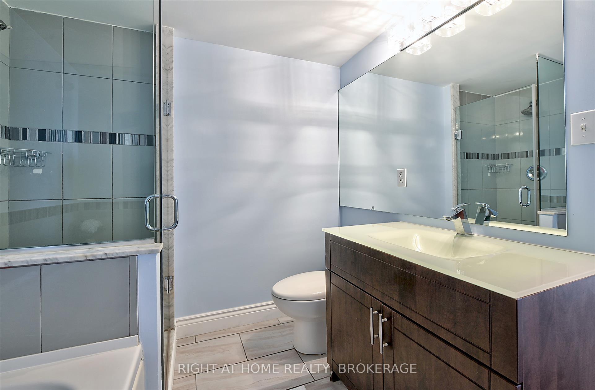 Photo 14 of Unit 206, 101 Subway Crescent, Etobicoke, Islington-City Centre West — HOMEH