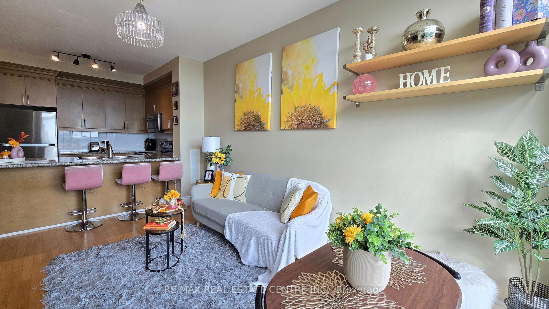 Photo 12 of Unit PH207, 18 Harding Boulevard, Richmond Hill, Harding — HOMEH