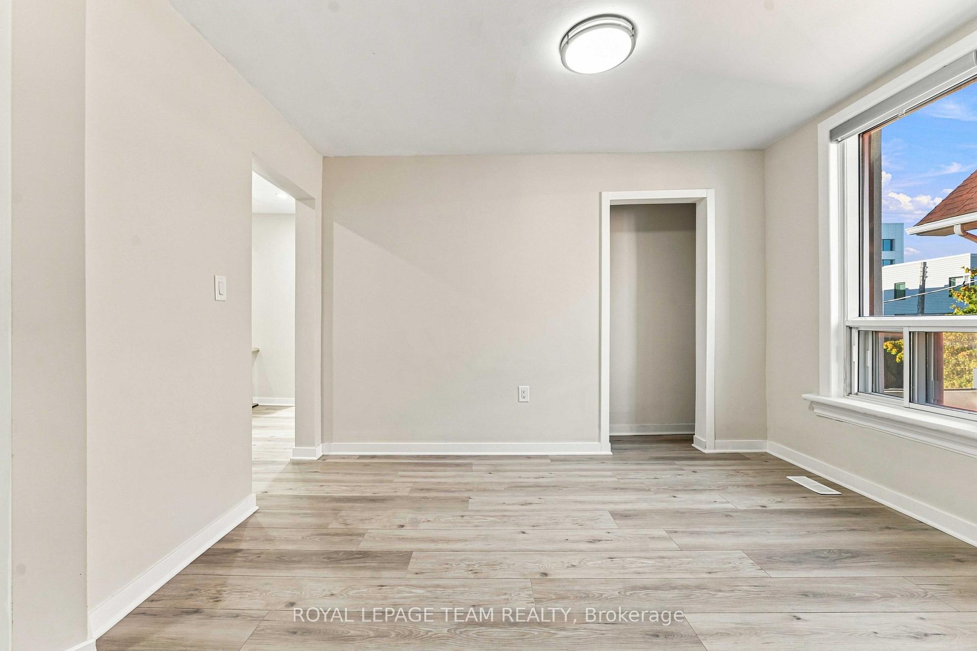 Photo 13 of Unit B, 13 Balsam Street, Ottawa, West Centre Town — HOMEH