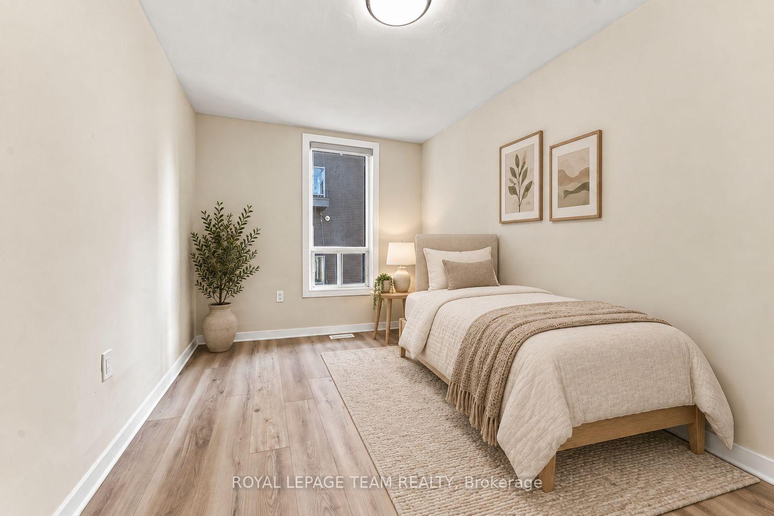 Photo 15 of Unit B, 13 Balsam Street, Ottawa, West Centre Town — HOMEH