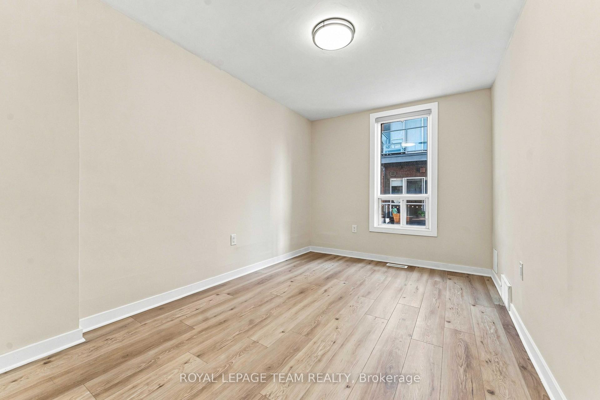 Photo 16 of Unit B, 13 Balsam Street, Ottawa, West Centre Town — HOMEH