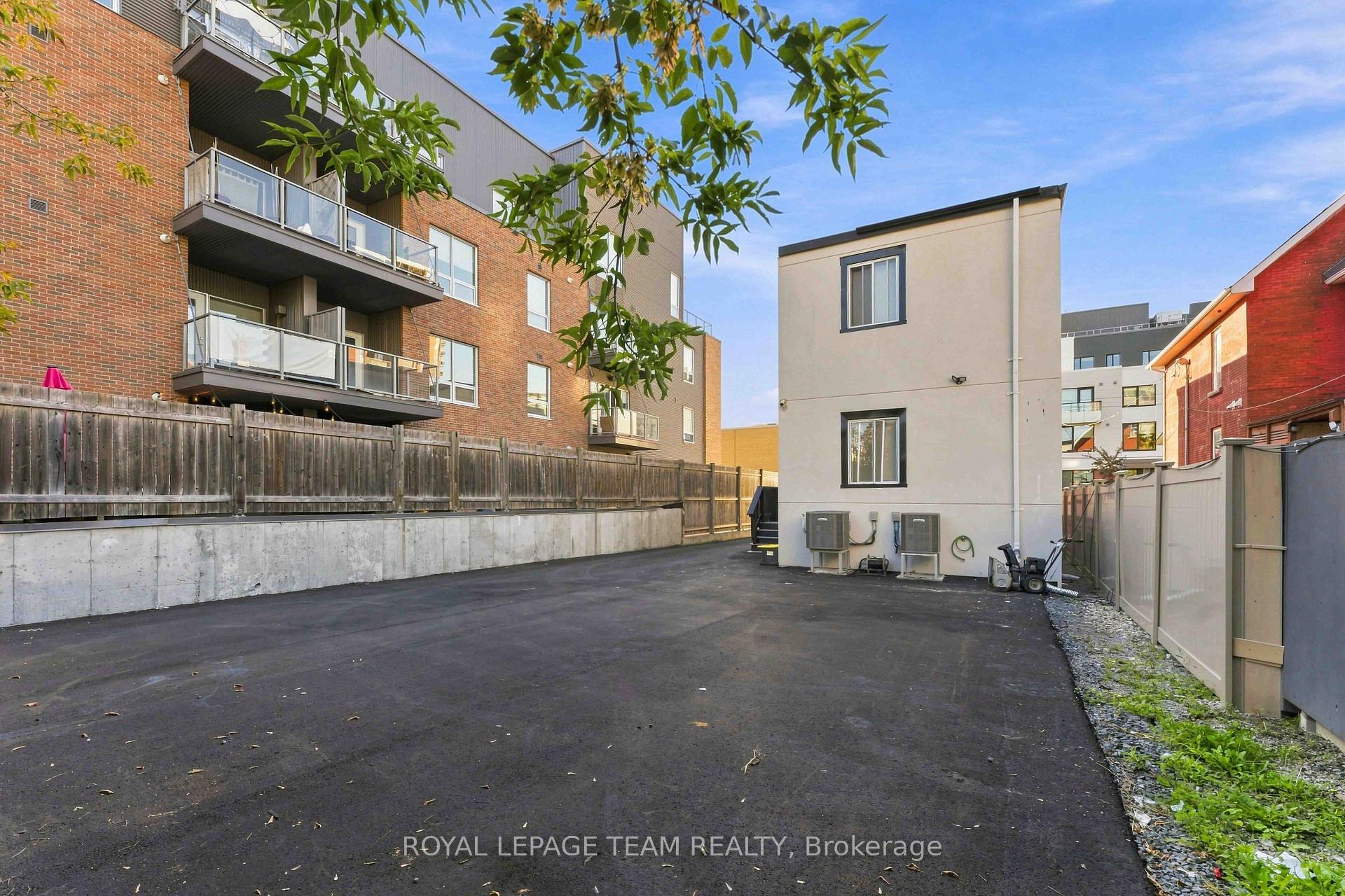 Photo 28 of Unit B, 13 Balsam Street, Ottawa, West Centre Town — HOMEH