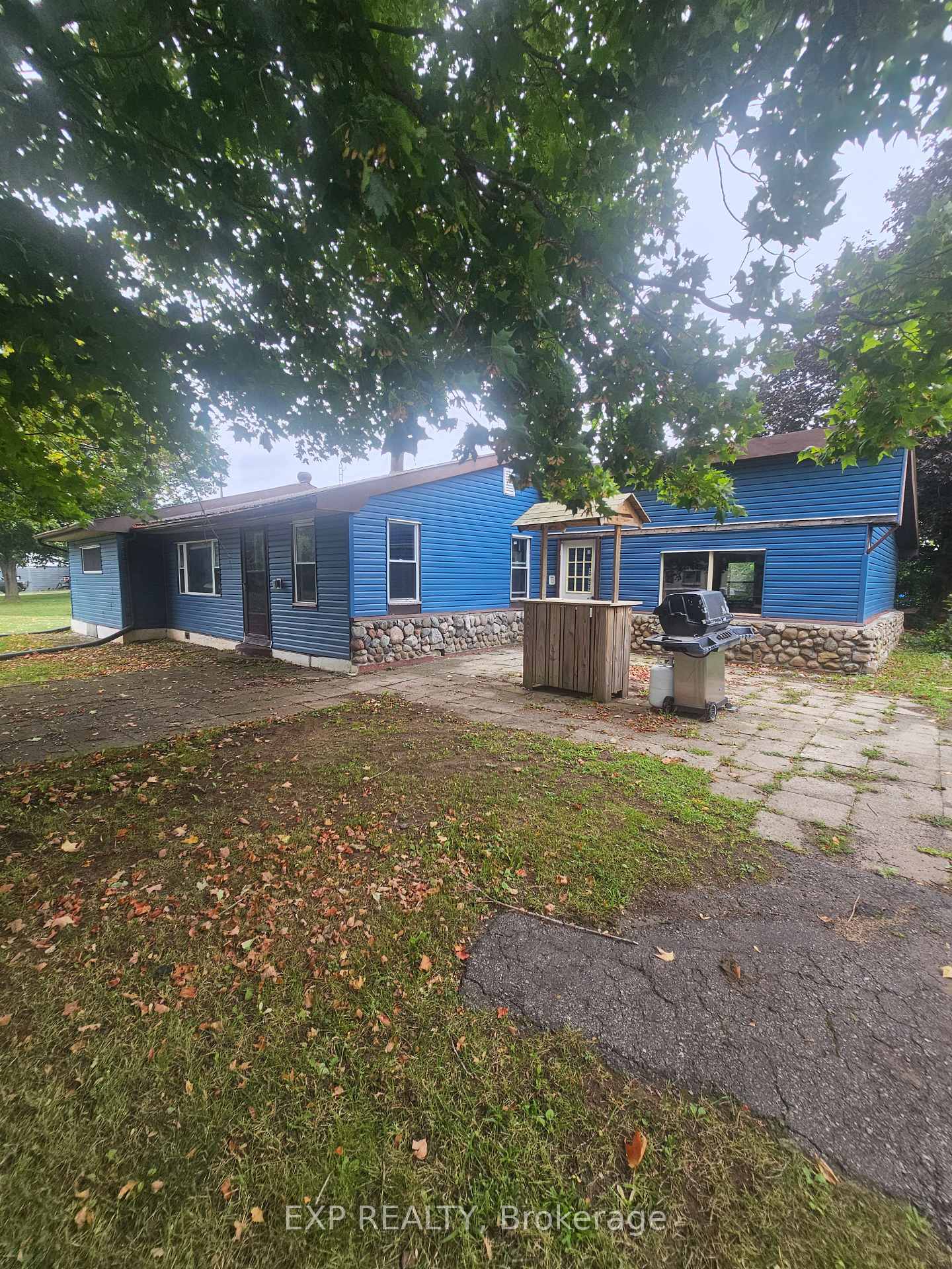 Photo of 2573 North Campbell Road