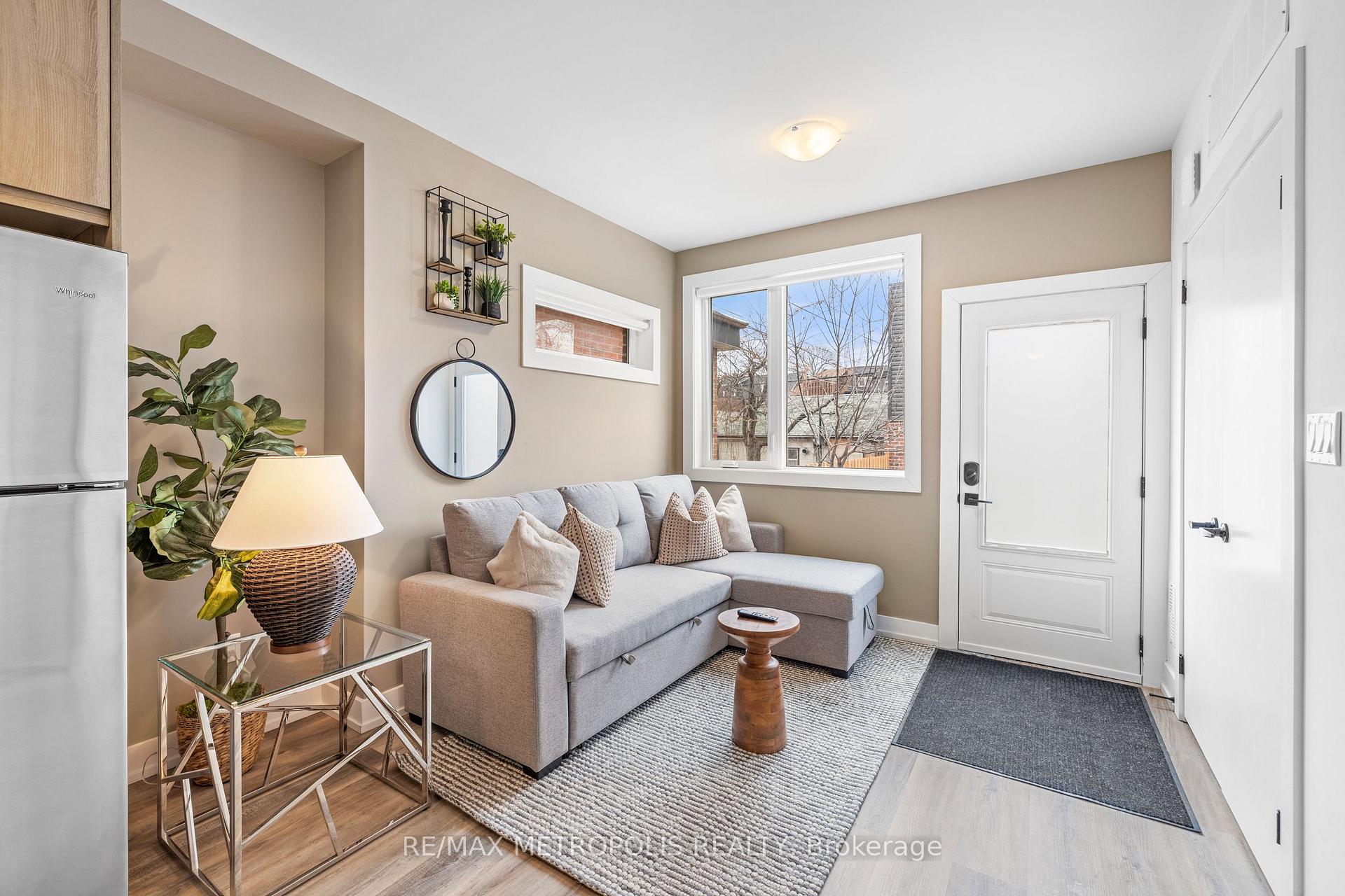 Photo 13 of 449 Lansdowne Avenue, Toronto, Dufferin Grove — HOMEH