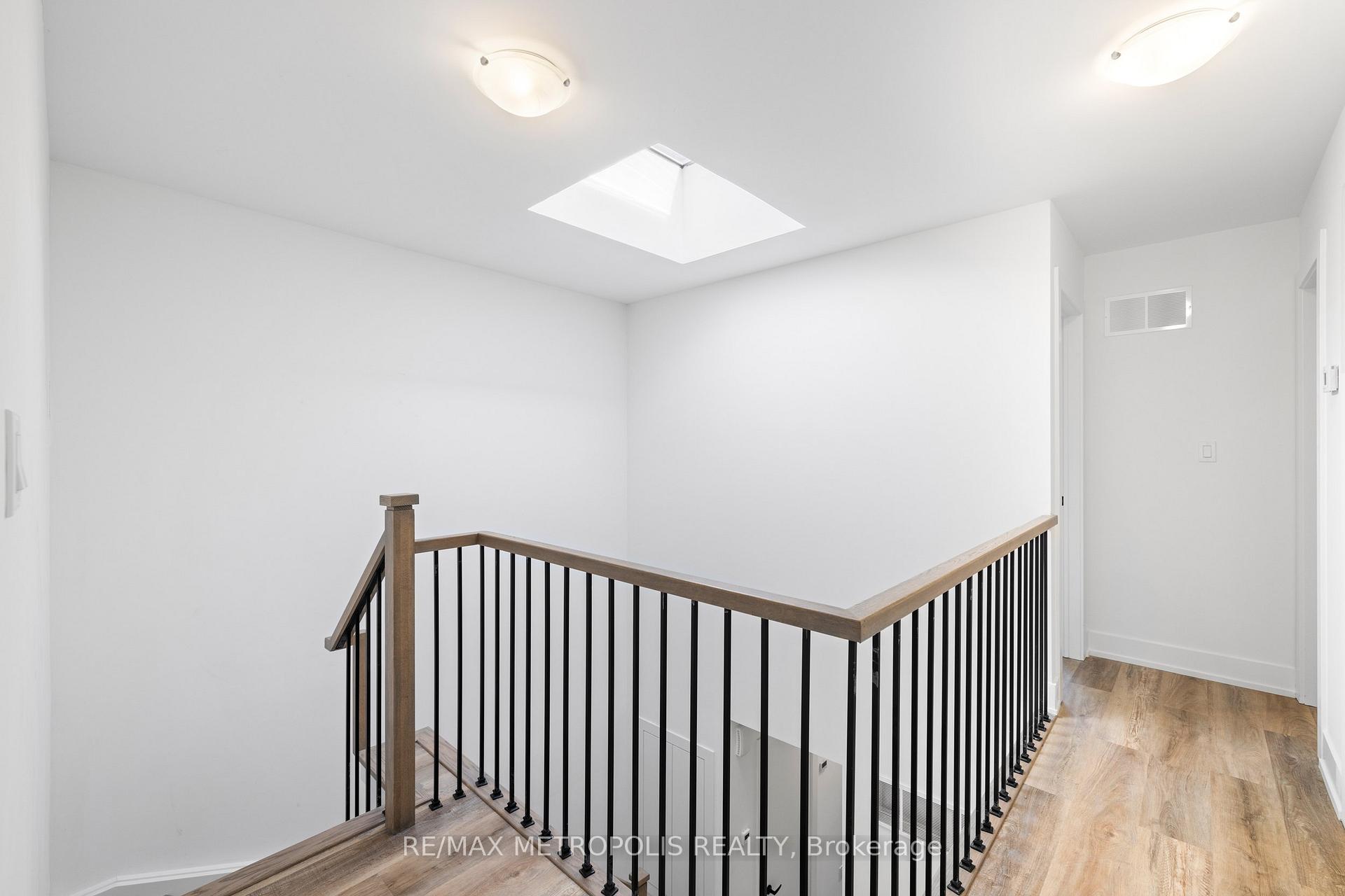 Photo 39 of 449 Lansdowne Avenue, Toronto, Dufferin Grove — HOMEH