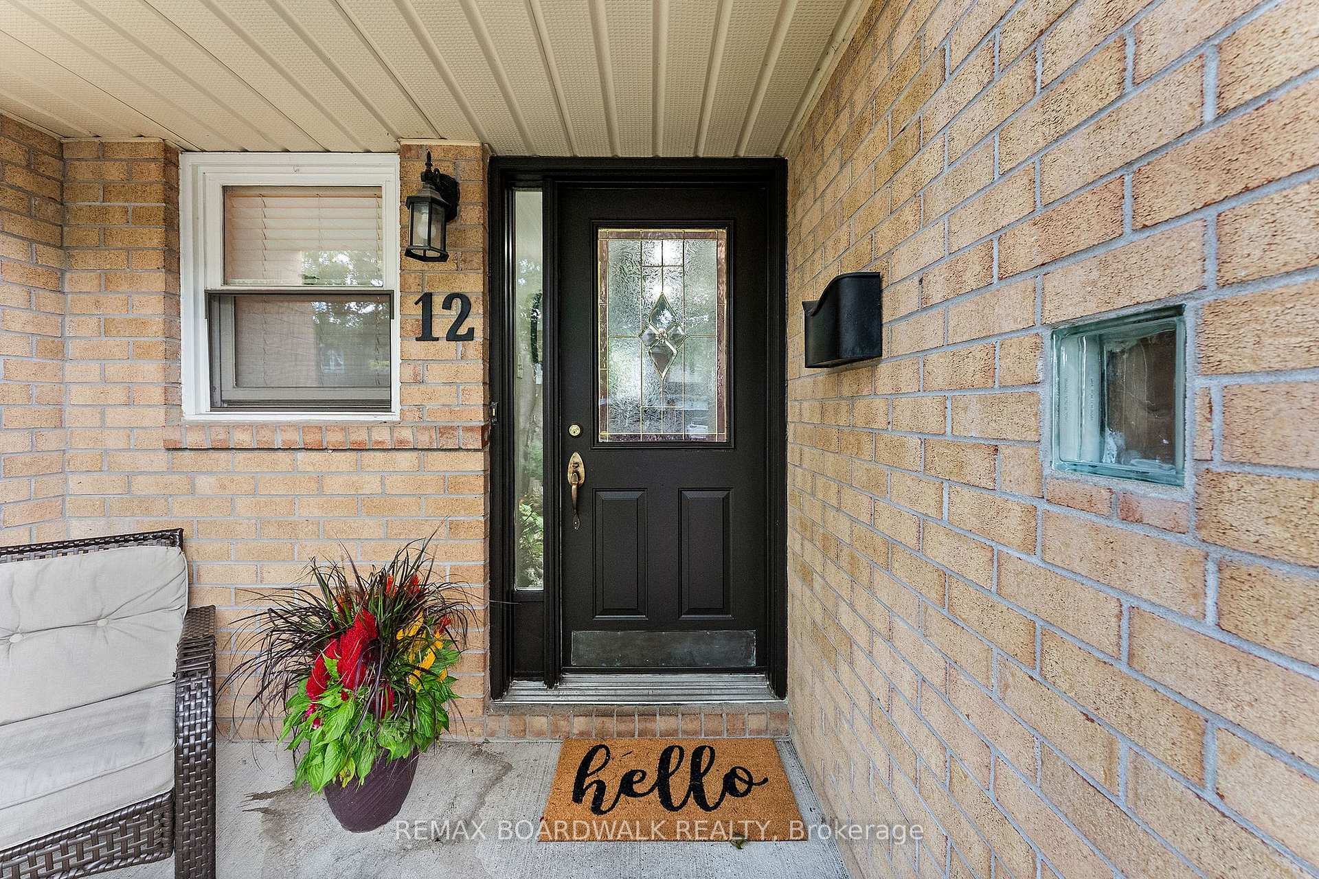 Photo 3 of 12 Willwood Crescent, Ottawa, Barrhaven - Cedargrove/Fraserdale — HOMEH