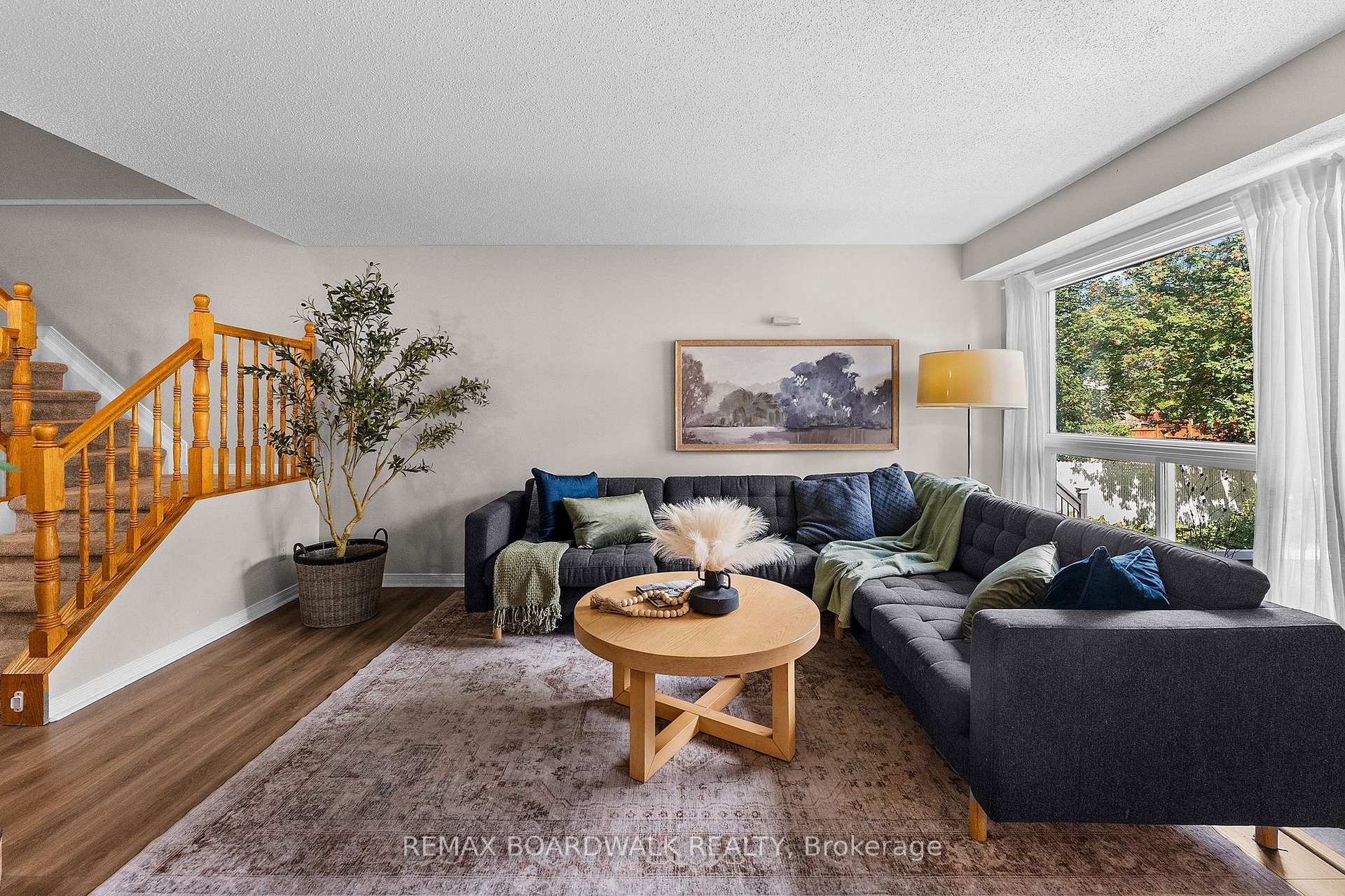 Photo 8 of 12 Willwood Crescent, Ottawa, Barrhaven - Cedargrove/Fraserdale — HOMEH