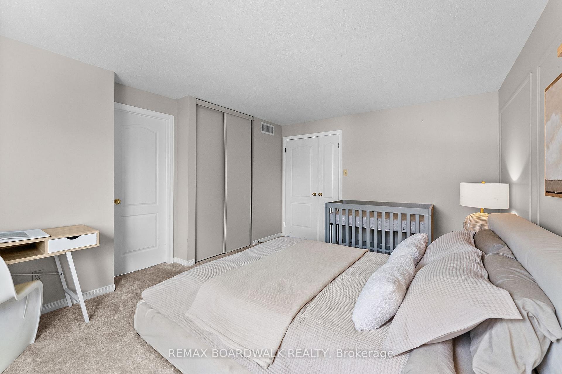 Photo 20 of 12 Willwood Crescent, Ottawa, Barrhaven - Cedargrove/Fraserdale — HOMEH