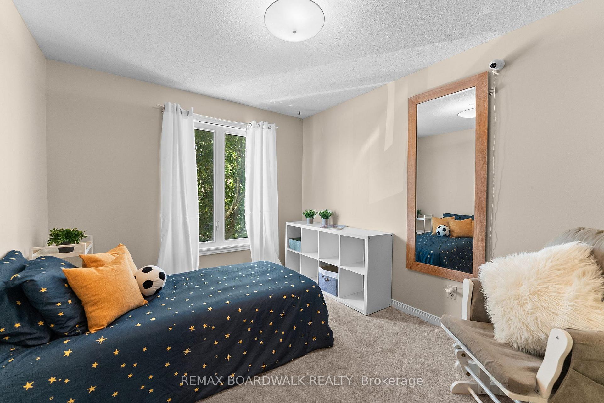 Photo 23 of 12 Willwood Crescent, Ottawa, Barrhaven - Cedargrove/Fraserdale — HOMEH
