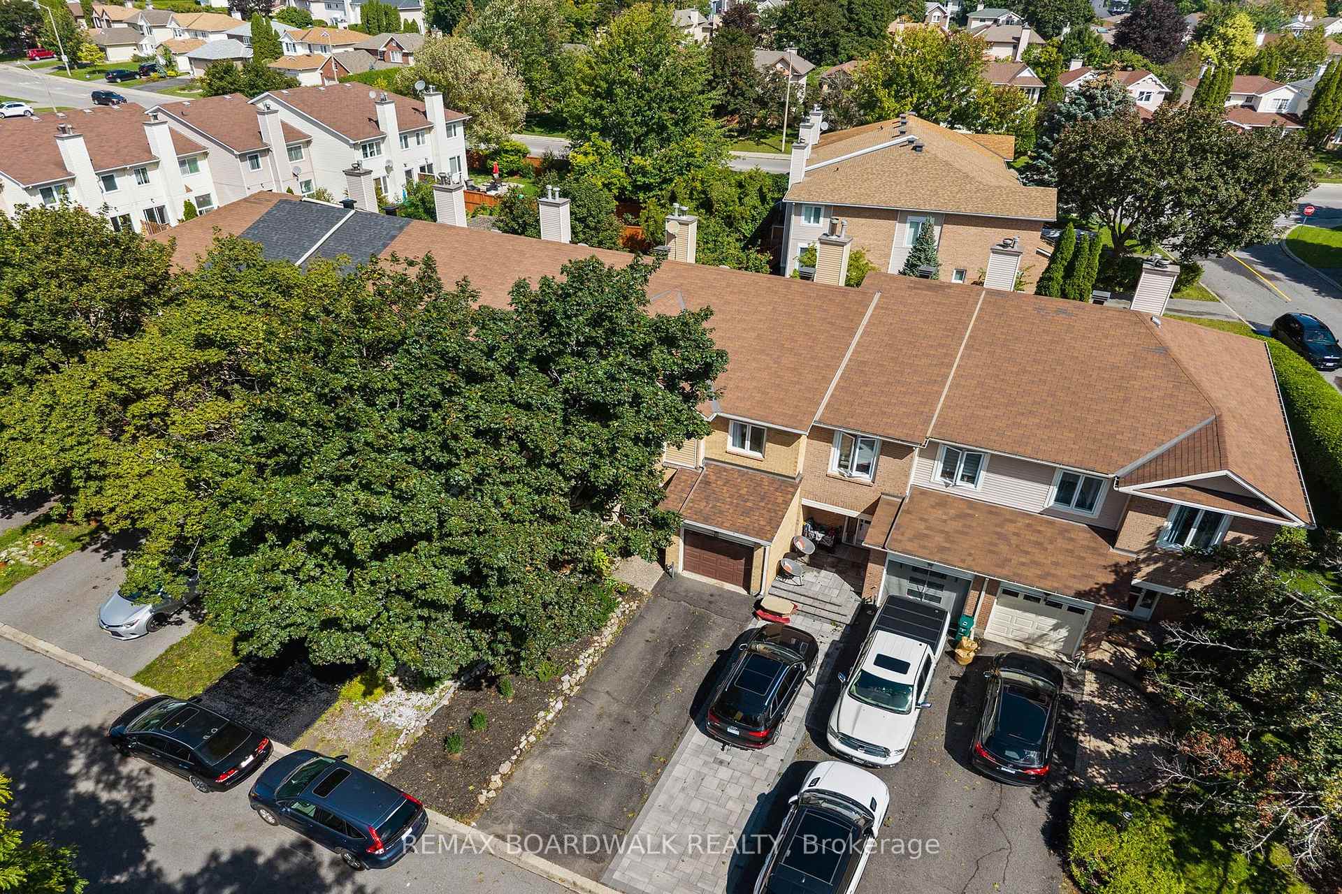 Photo 38 of 12 Willwood Crescent, Ottawa, Barrhaven - Cedargrove/Fraserdale — HOMEH