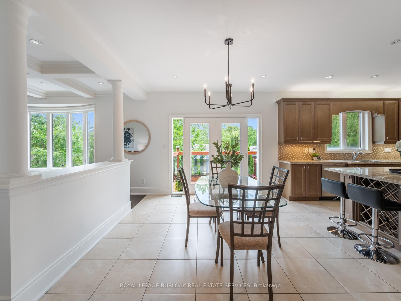 Photo 11 of 655 Kozel Court, Mississauga, Rathwood — HOMEH