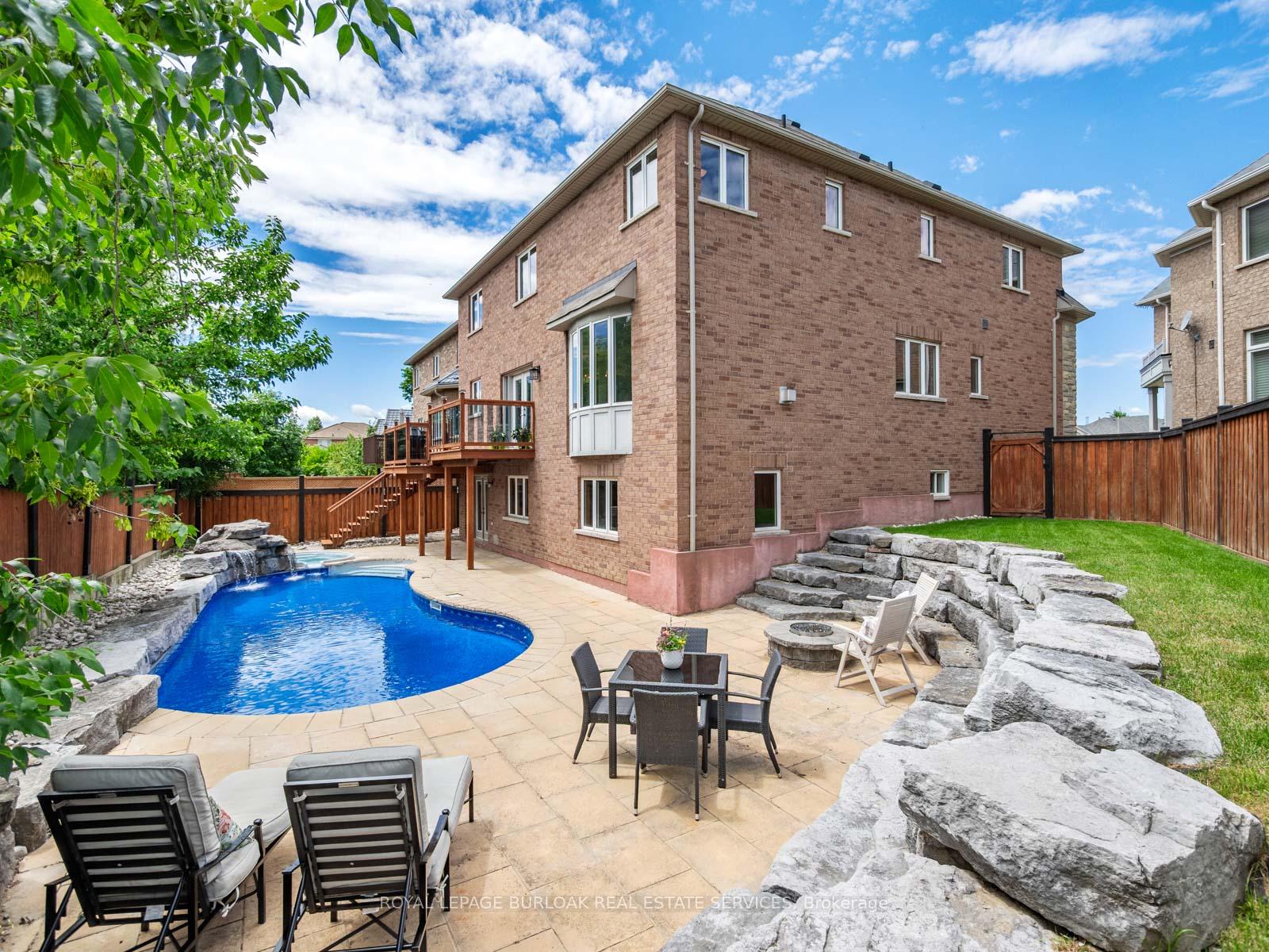 Photo 44 of 655 Kozel Court, Mississauga, Rathwood — HOMEH