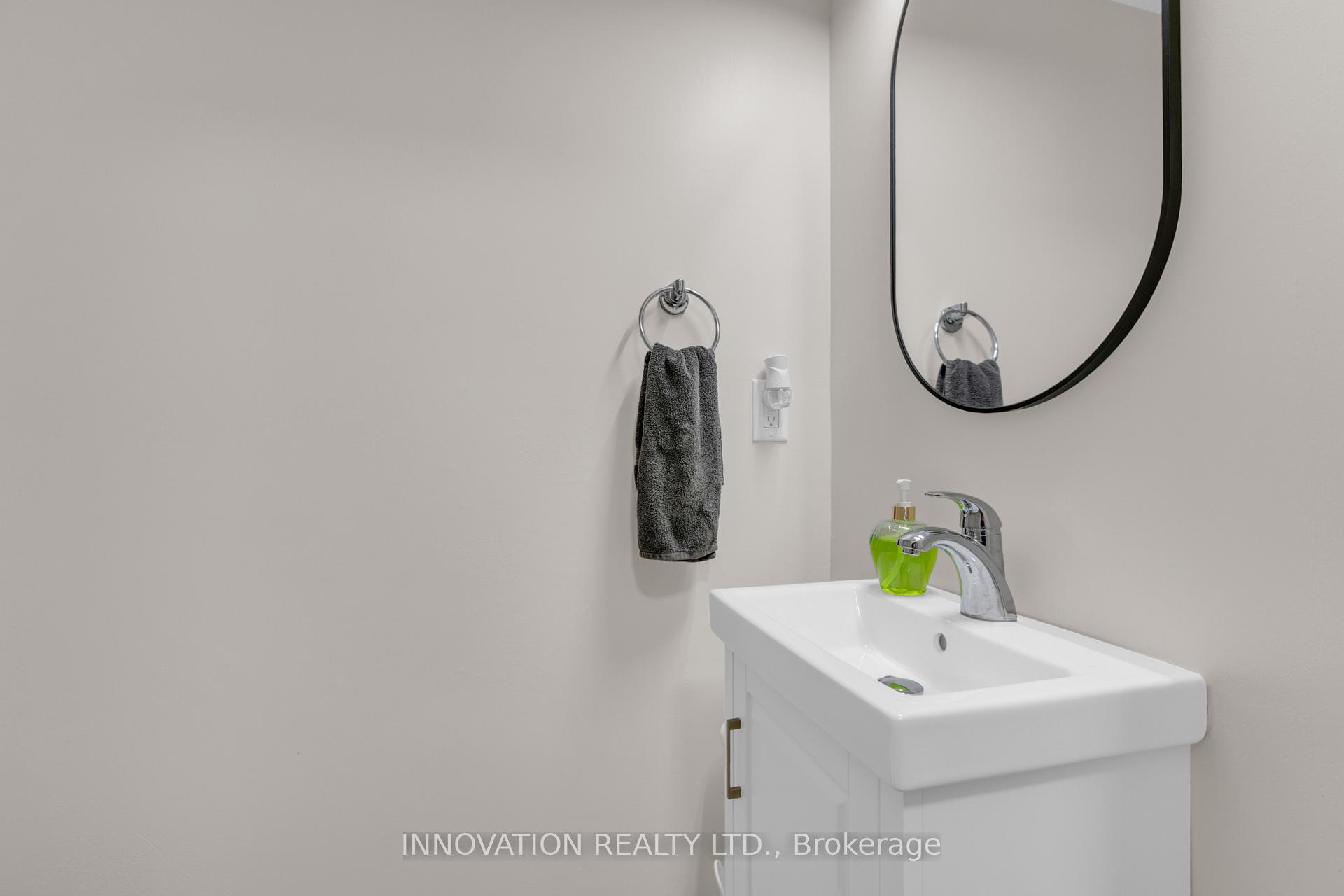 Photo 5 of 704 Levac Drive, Ottawa, Fallingbrook/Pineridge — HOMEH